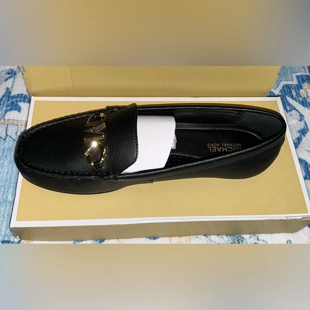 Michael Kors Leather Slip-On Black Reed Loafers (NWT)